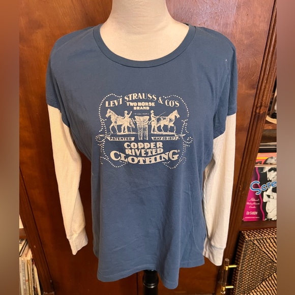 Levi’s Red Tab cotton embellished long-sleeved tshirt. Super cute & soft. XL. - Picture 1 of 10